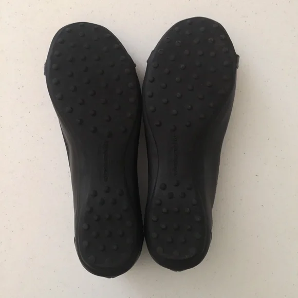 Solesenseability Black Patent Cap Ballet Flats 6 - Picture 10 of 16